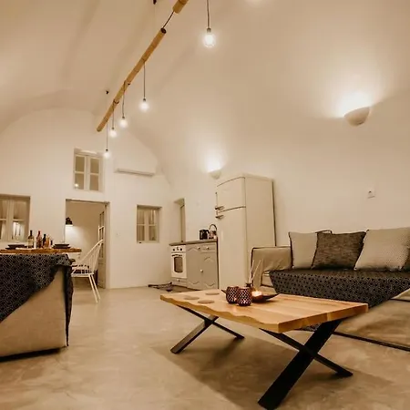 Evnoikon I- Jacuzzi Cave House In *